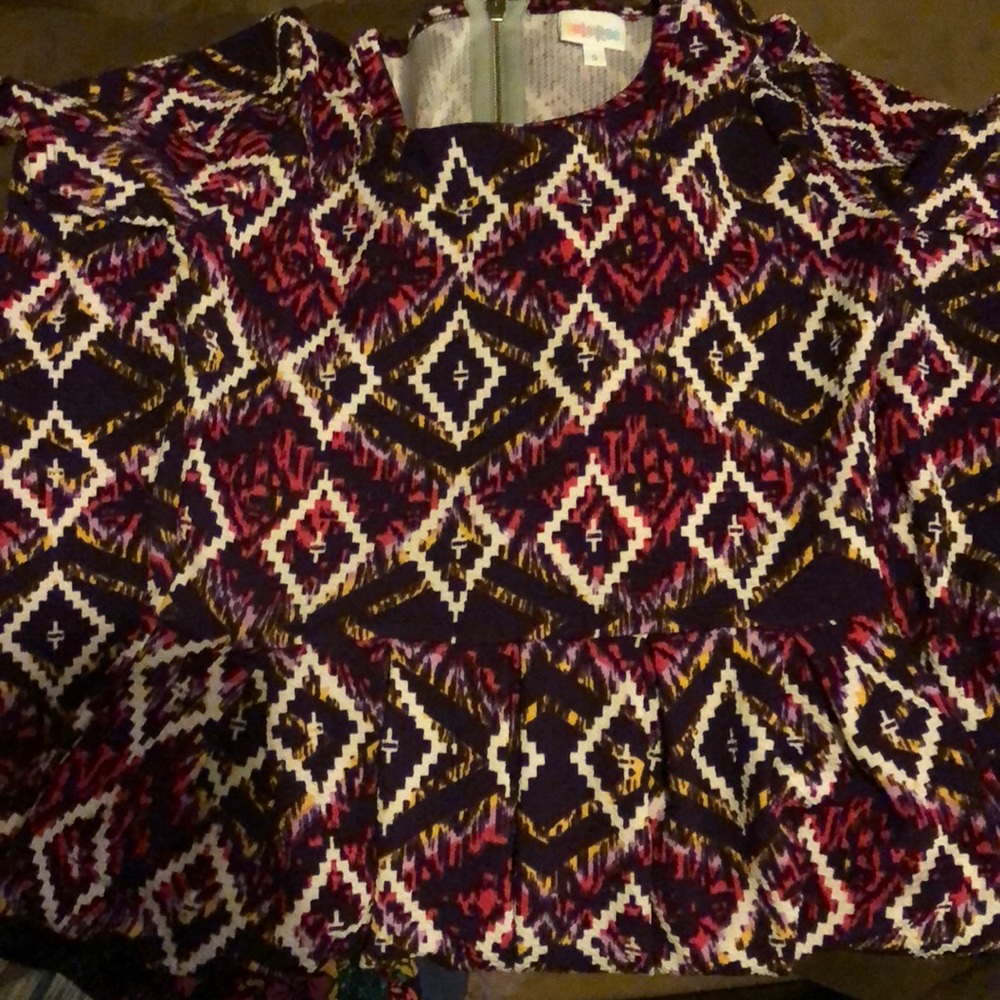 NWOT lularoe Amelia